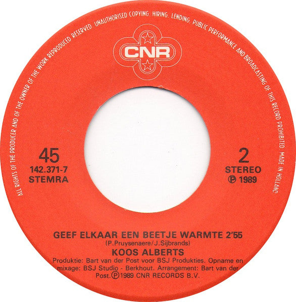 Koos Alberts - Wie Wil Er In December Nou Alleen Zijn 30268 Vinyl Singles Vinyl Goed / Hoes Goed