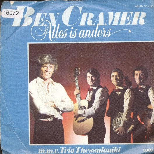 Ben Cramer m.m.v. Trio Thessaloniki - Alles Is Anders Vinyl Singles Vinyl Zeer Goed / Hoesje Goed "VINYLSINGLES.NL"